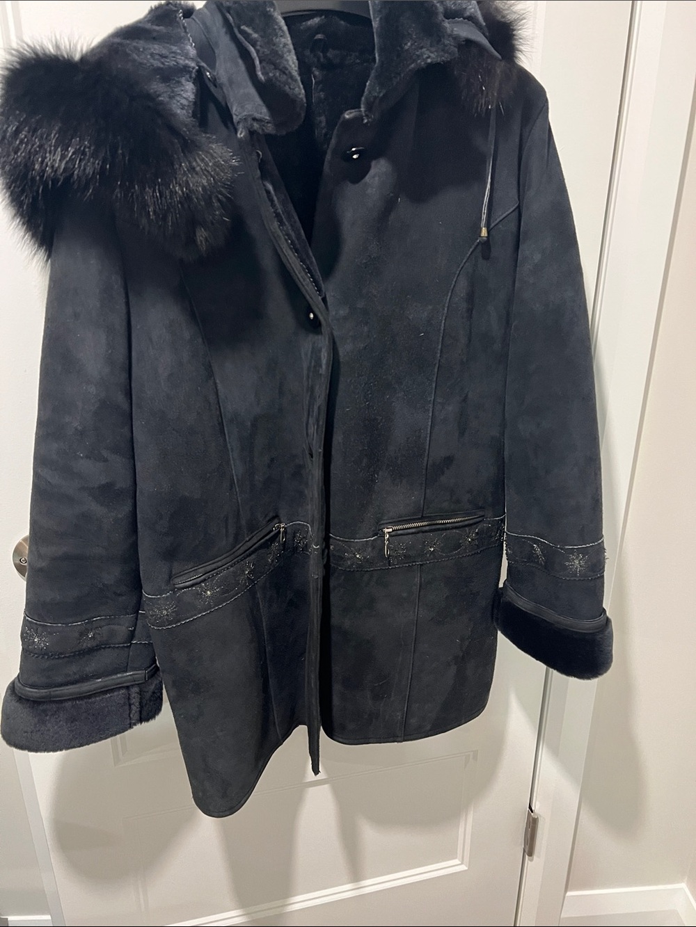Women's Black Teddy Jacket with Faux Fur Trim